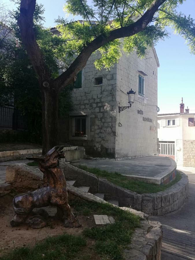 Charming Studio In The Old Town Split Exterior foto
